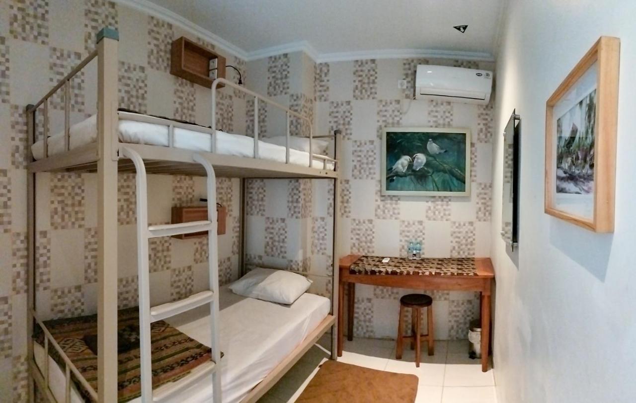 The Cabin Purwokinanti Hotel Джокякарта Екстериор снимка