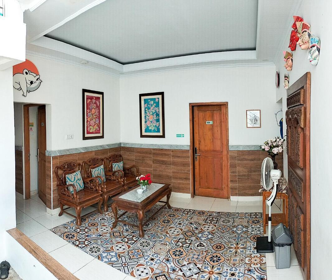 The Cabin Purwokinanti Hotel Джокякарта Екстериор снимка